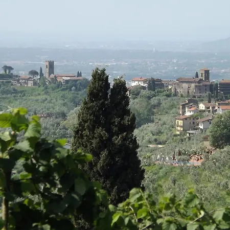 Casa de Férias La Magione Dei Todaro *
